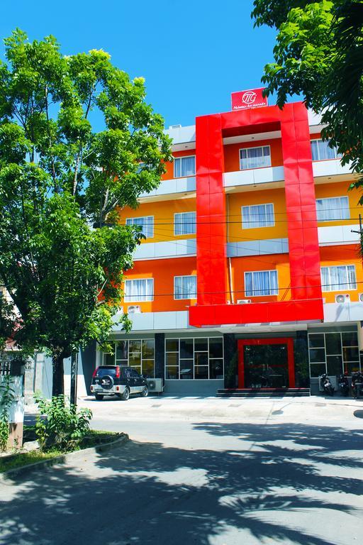 Maleosan Inn Manado Hotel Exterior foto